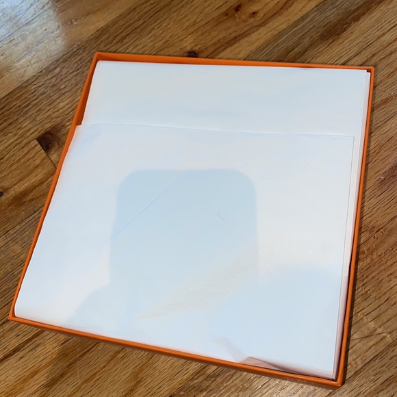 NWOT Hermes perfume and shave foam gift set w/ Hermes box & Hermes ribbons - Picture 7 of 9